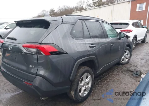 2021 Toyota Rav4 Xle from USA, damaged, VIN 2T3W1RFV2MW116333